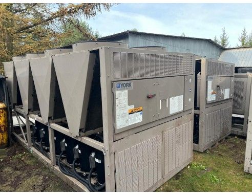 Chiller water condesing unit YORK 450 kW 2014 year - 1